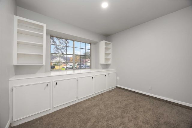 719 Crestwood Lane, Missouri City, TX 77489