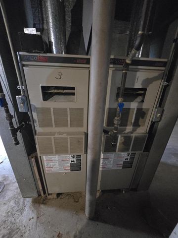 8239 W Oklahoma AVENUE, Milwaukee, WI 53219