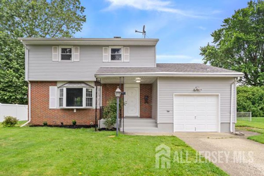 2164 Whitehorse Hamilton Square Road, Hamilton, NJ 08690