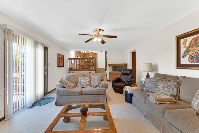 433 Wheatfield Road, Matteson, IL 60443