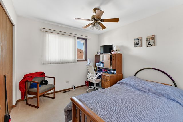 433 Wheatfield Road, Matteson, IL 60443