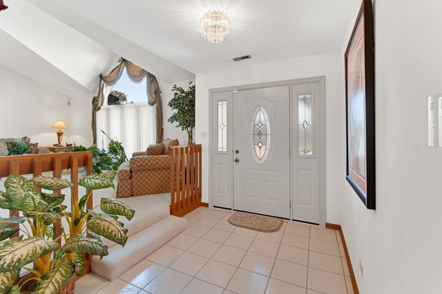 433 Wheatfield Road, Matteson, IL 60443