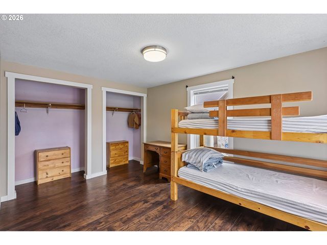 204 W WILSON St, Yacolt, WA 98675