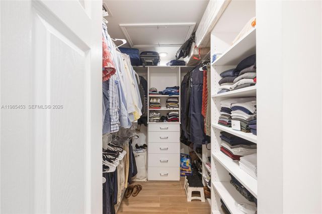 8600 SW 139th Ter, Palmetto Bay, FL 33158