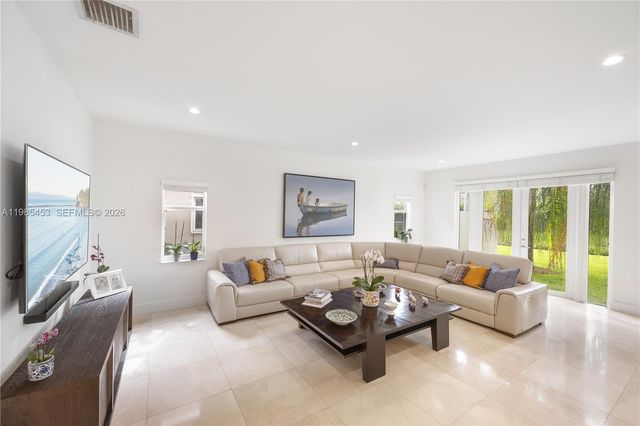 8600 SW 139th Ter, Palmetto Bay, FL 33158