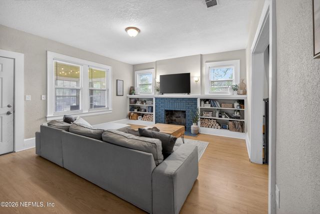 313 W 18TH Street, Jacksonville, FL 32206