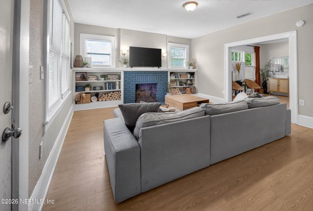 313 W 18TH Street, Jacksonville, FL 32206