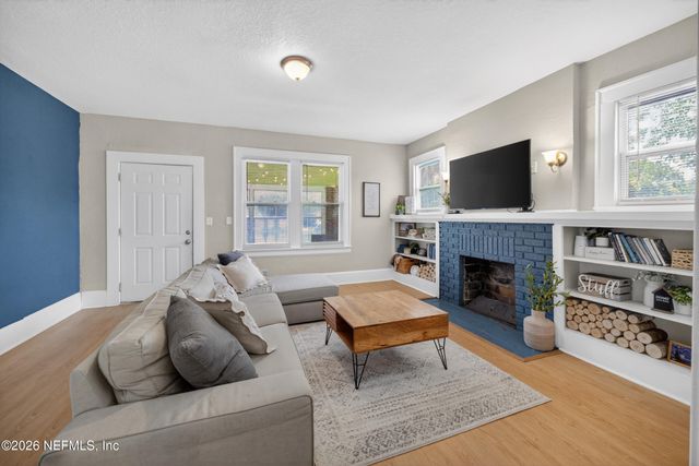 313 W 18TH Street, Jacksonville, FL 32206