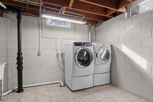 1619 ORCHARD DRIVE, Manitowoc, WI 54220