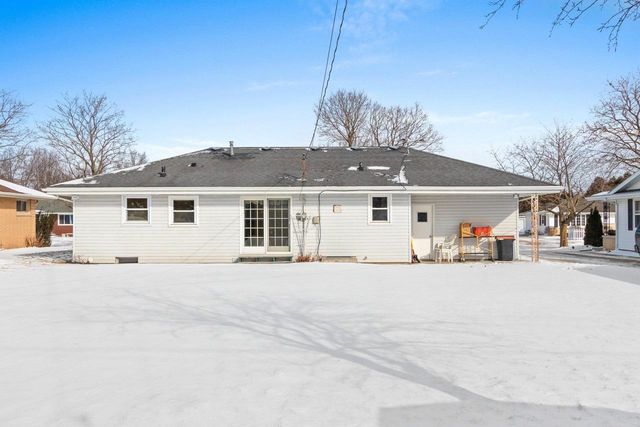 1619 ORCHARD DRIVE, Manitowoc, WI 54220