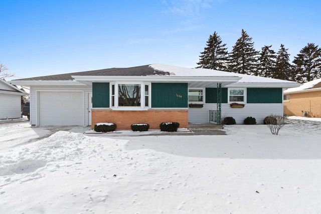 1619 ORCHARD DRIVE, Manitowoc, WI 54220