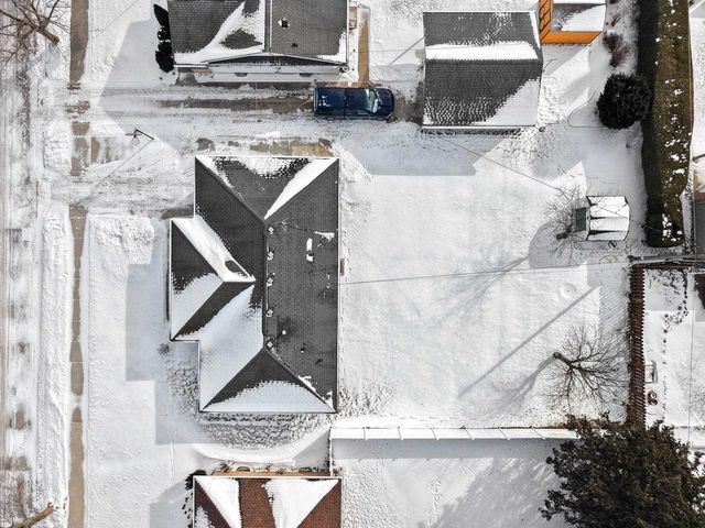 1619 ORCHARD DRIVE, Manitowoc, WI 54220