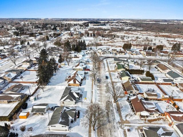 1619 ORCHARD DRIVE, Manitowoc, WI 54220