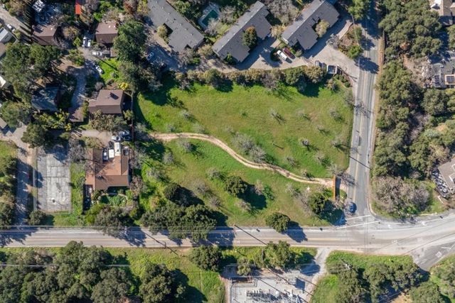 29 East Carmel Valley Road, Carmel Valley, CA 93924