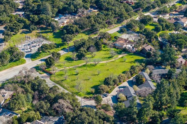 29 East Carmel Valley Road, Carmel Valley, CA 93924