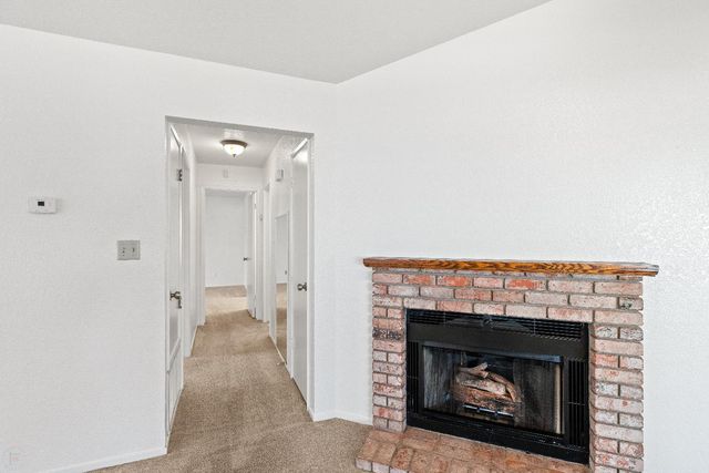 2016 Zeeland Ct, Modesto, CA 95356