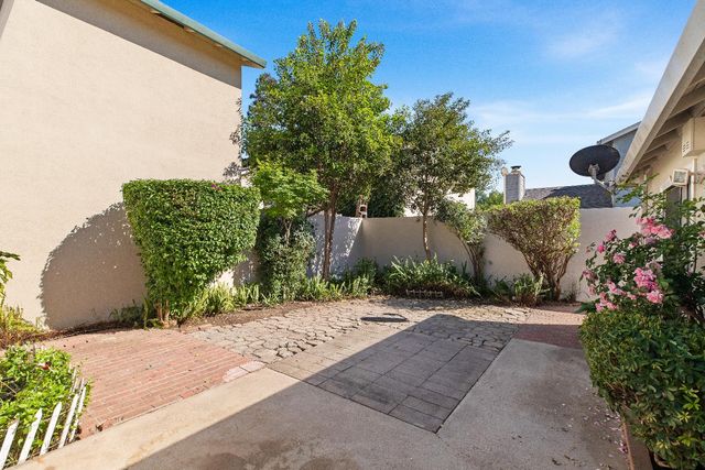 2016 Zeeland Ct, Modesto, CA 95356