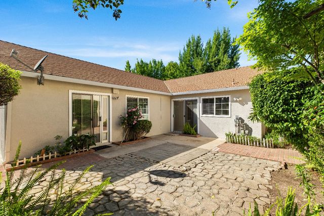 2016 Zeeland Ct, Modesto, CA 95356