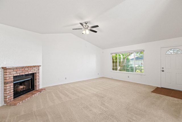 2016 Zeeland Ct, Modesto, CA 95356