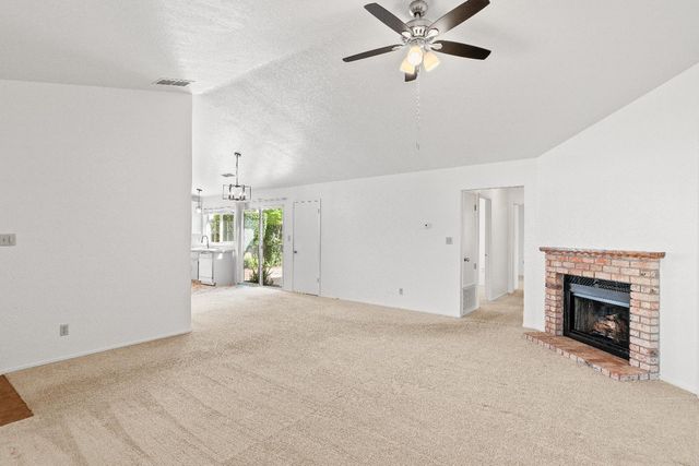 2016 Zeeland Ct, Modesto, CA 95356