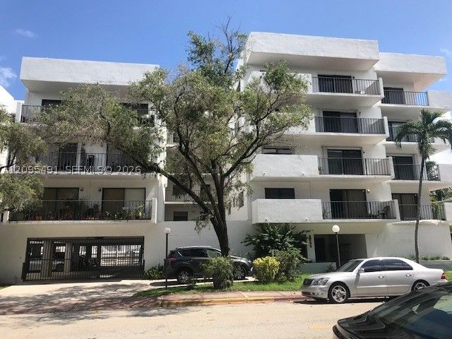 8255 Abbott Ave 501, Miami Beach, FL 33141