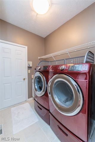 3933 Hedgewood Drive, Medina, OH 44256