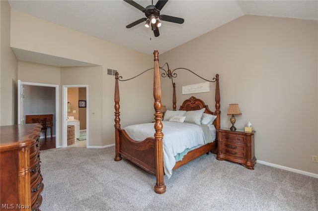 3933 Hedgewood Drive, Medina, OH 44256