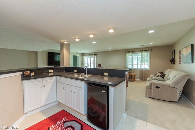 3933 Hedgewood Drive, Medina, OH 44256