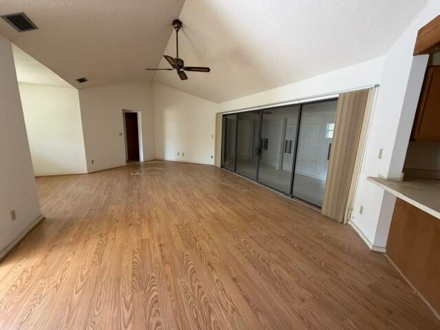 1127 E SEMINOLE Avenue 22B, Jupiter, FL 33477