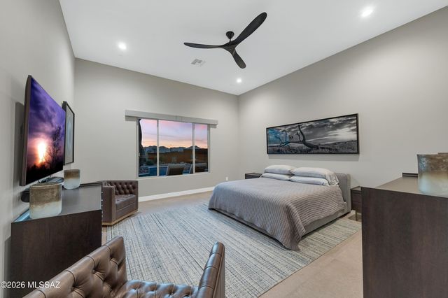 5445 N Yvon Heights Place, Tucson, AZ 85704