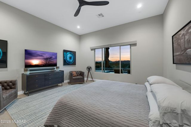 5445 N Yvon Heights Place, Tucson, AZ 85704