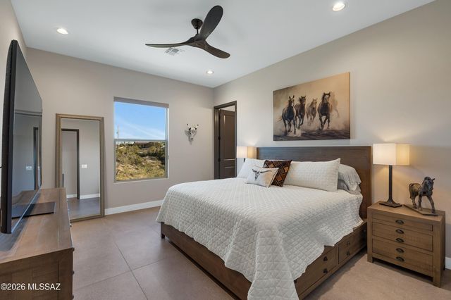 5445 N Yvon Heights Place, Tucson, AZ 85704