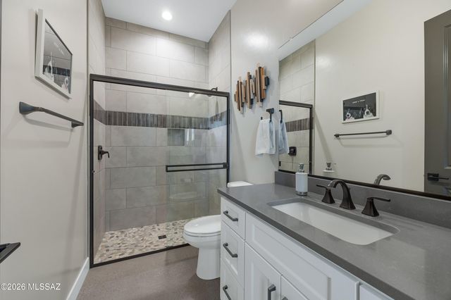 5445 N Yvon Heights Place, Tucson, AZ 85704