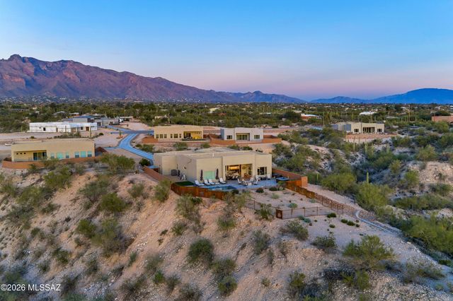 5445 N Yvon Heights Place, Tucson, AZ 85704