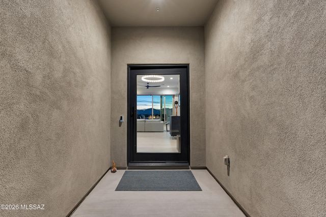 5445 N Yvon Heights Place, Tucson, AZ 85704