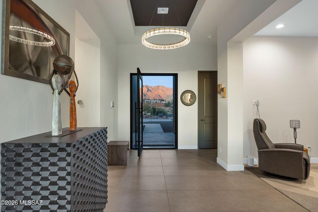 5445 N Yvon Heights Place, Tucson, AZ 85704