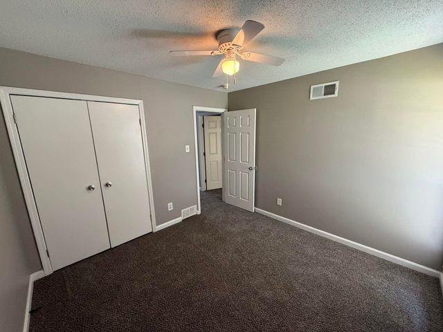 6136 SCARLET LEAF DR, Memphis, TN 38141