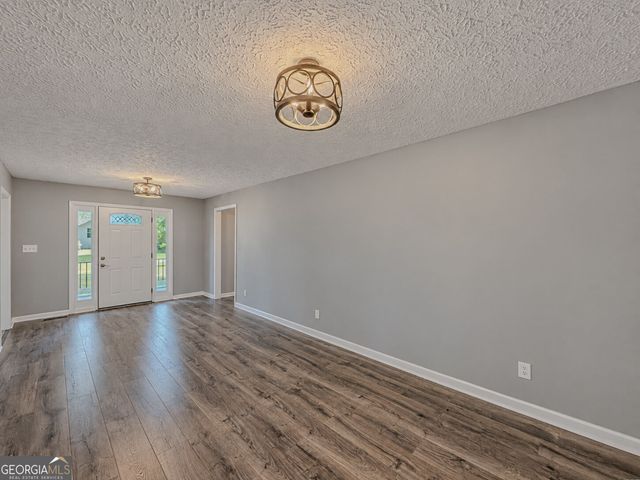 848 East Avenue, Scottdale, GA 30079