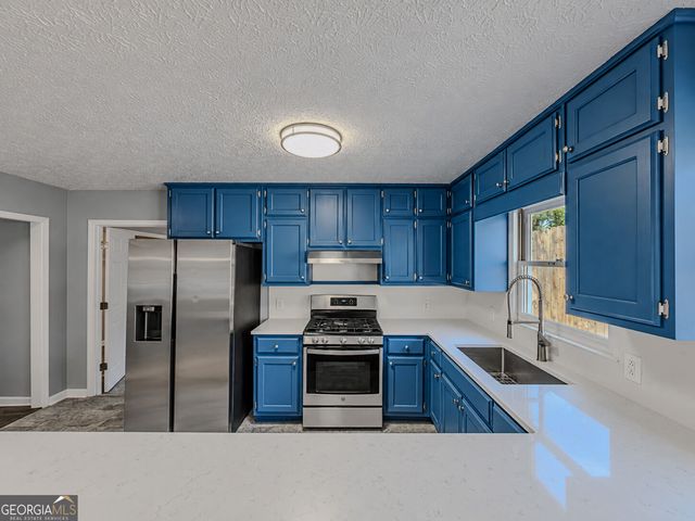 848 East Avenue, Scottdale, GA 30079