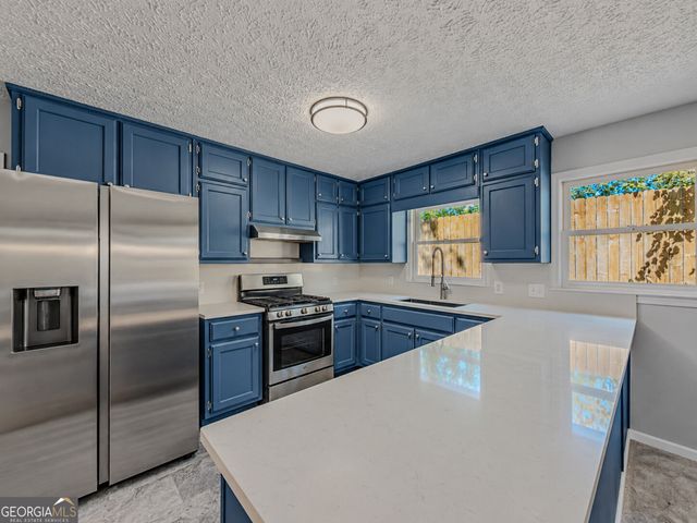 848 East Avenue, Scottdale, GA 30079