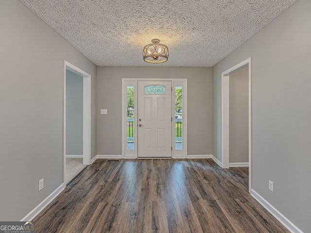 848 East Avenue, Scottdale, GA 30079