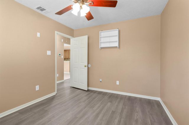 10822 Oak Acres Drive, Houston, TX 77065