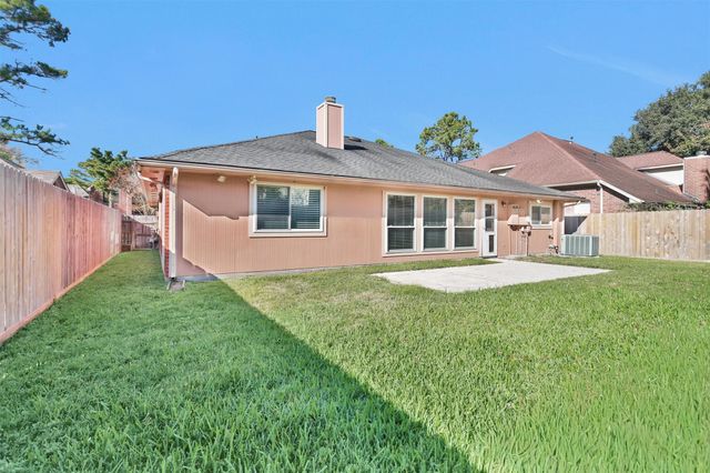 10822 Oak Acres Drive, Houston, TX 77065