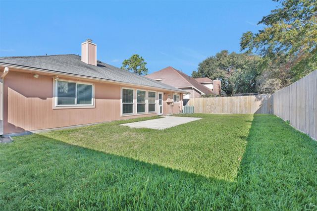 10822 Oak Acres Drive, Houston, TX 77065