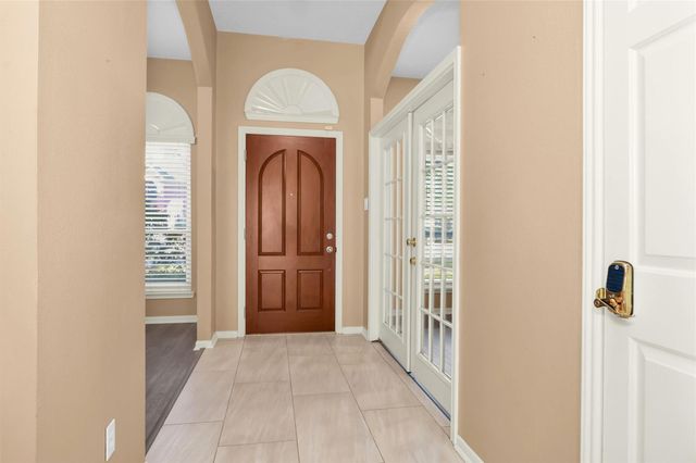 10822 Oak Acres Drive, Houston, TX 77065