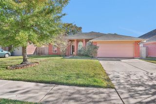 10822 Oak Acres Drive, Houston, TX 77065