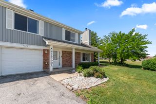15808 Farm Hill Drive, Orland Park, IL 60462