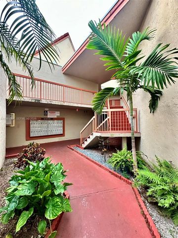 10237 NW 9th St Cir 210-4, Miami, FL 33172