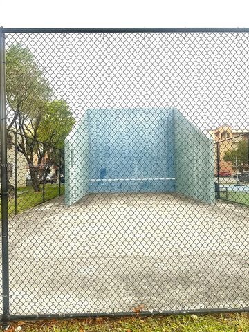 10237 NW 9th St Cir 210-4, Miami, FL 33172