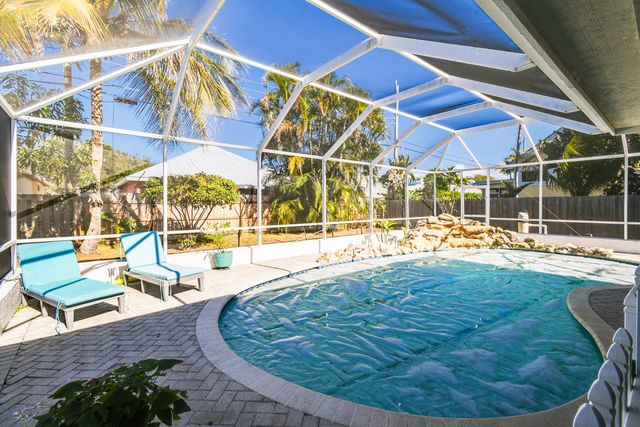 8963 SE Ceres Street, Hobe Sound, FL 33455